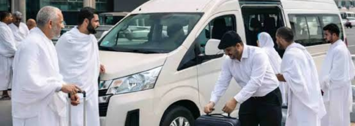 makkah to madinah taxi picking up Umrah pilgrims
